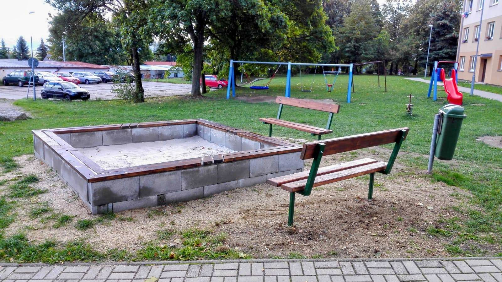 pohled na dětské pískoviště habartov ulice švermova