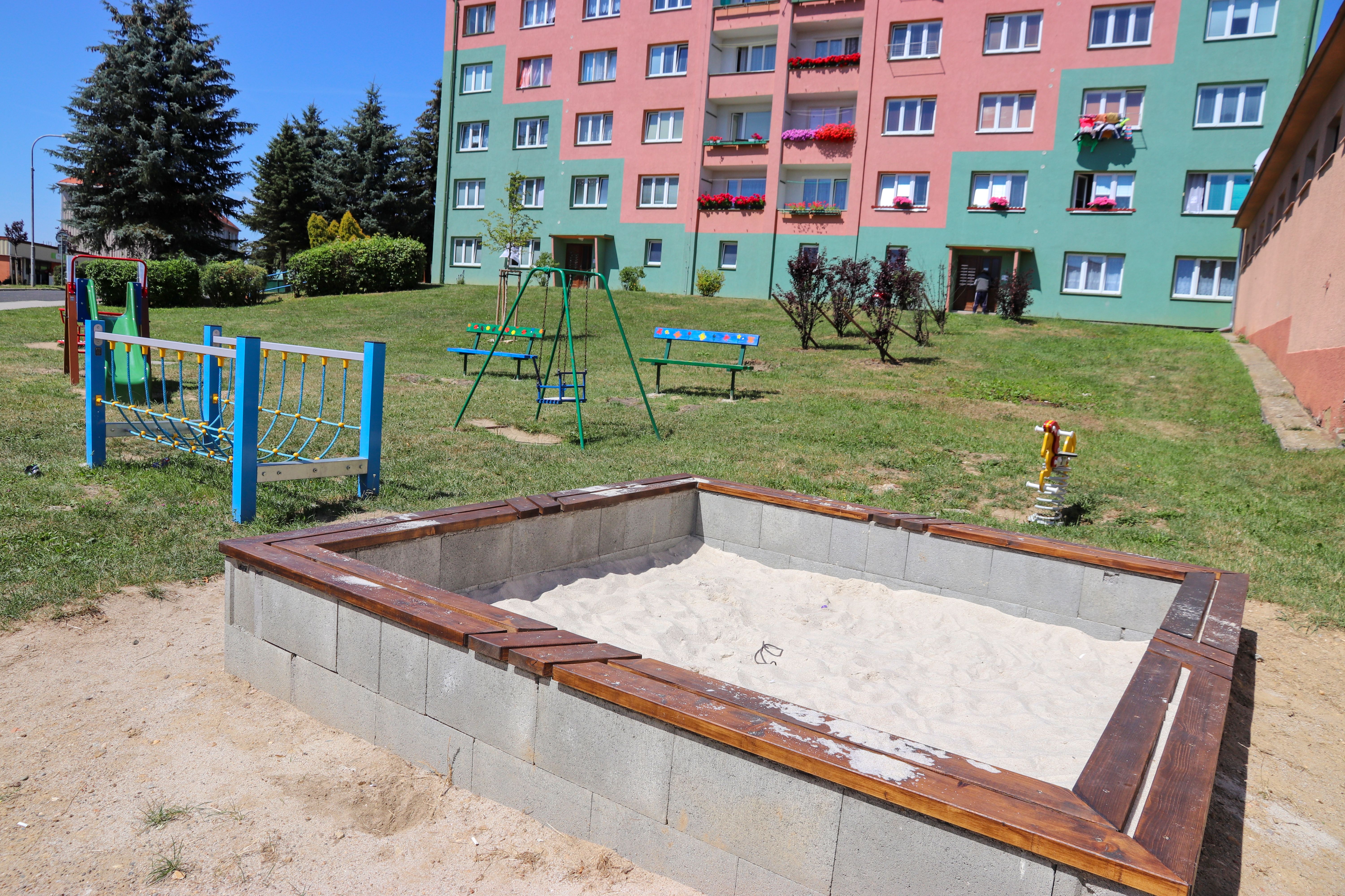 dětské pískoviště ulice čs. armády habartov