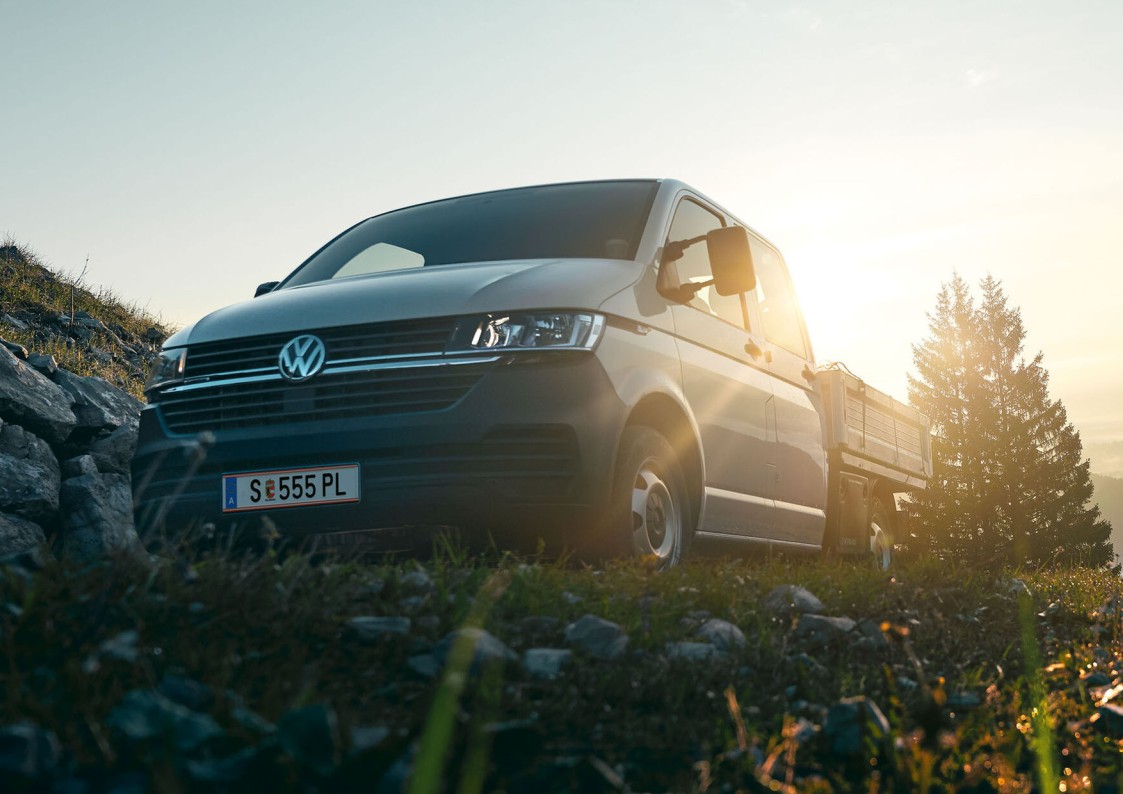 Užitkové vozidlo Volkswagen Transporter s korbou 